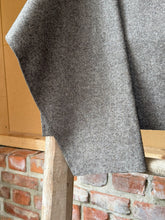 Load image into Gallery viewer, NEW The Sweater Brot/Bread (Loden)