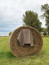Load image into Gallery viewer, NEW The Sweater Brot/Bread (Loden)