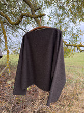 Load image into Gallery viewer, The Sweater Erde/Earth (Loden)